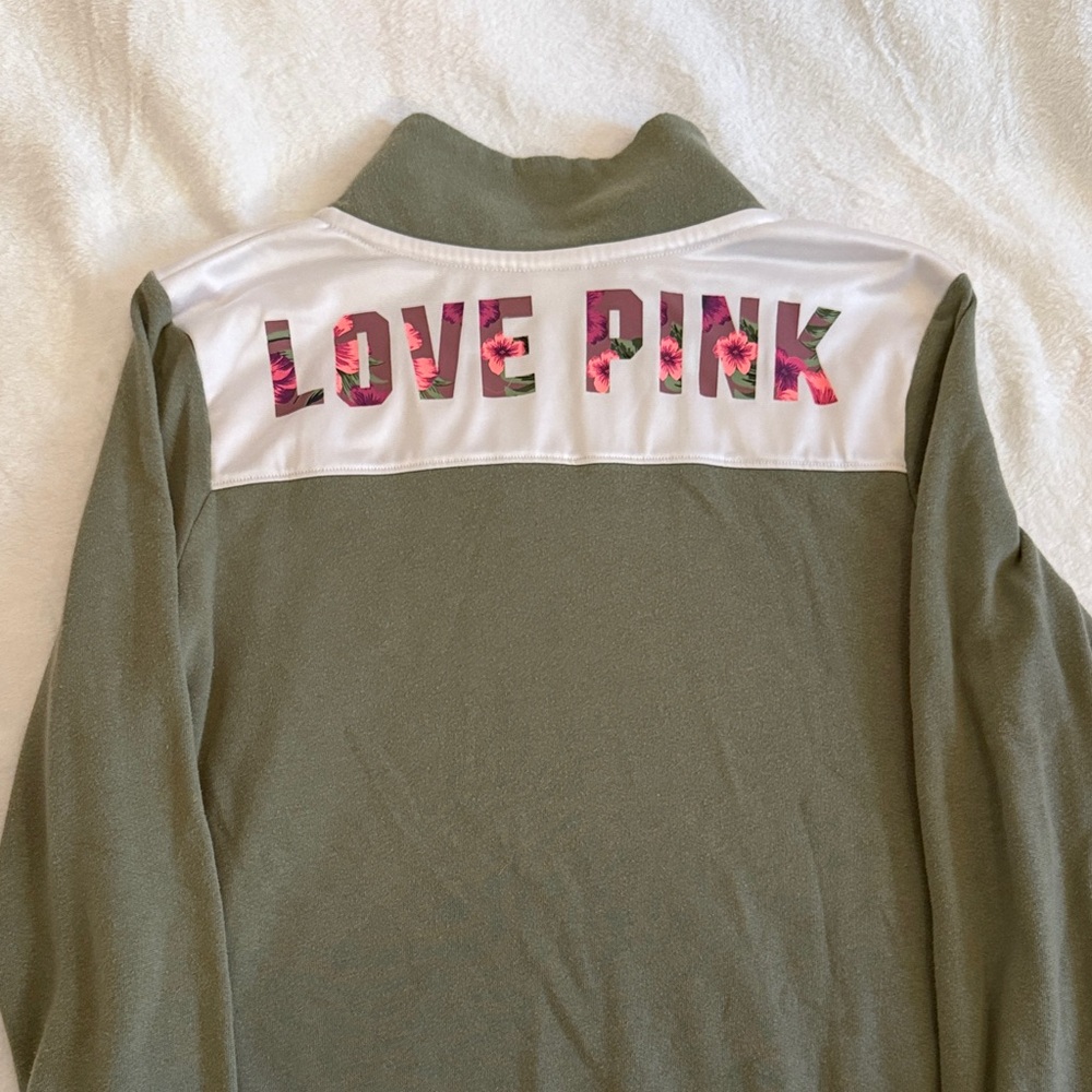 PINK Victoria's Secret Olive and White Pullover - Picture 5 of 5